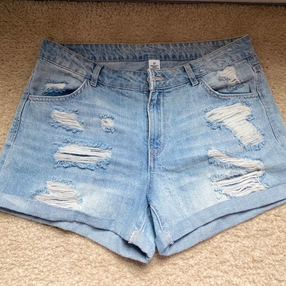 H&M Jean shorts with stylish rips size 8